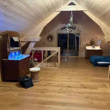Basel Airport Jacuzzi Chalet شقة *