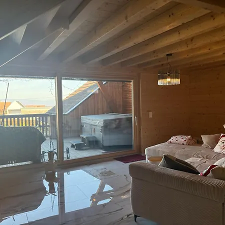 Basel Airport Jacuzzi Chalet * Ranspach-le-Haut